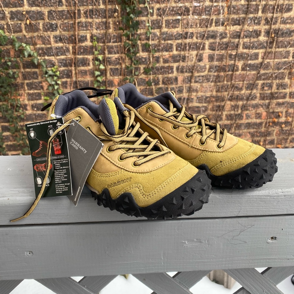 Garmont  Tan/ Olive Hiking Shoes